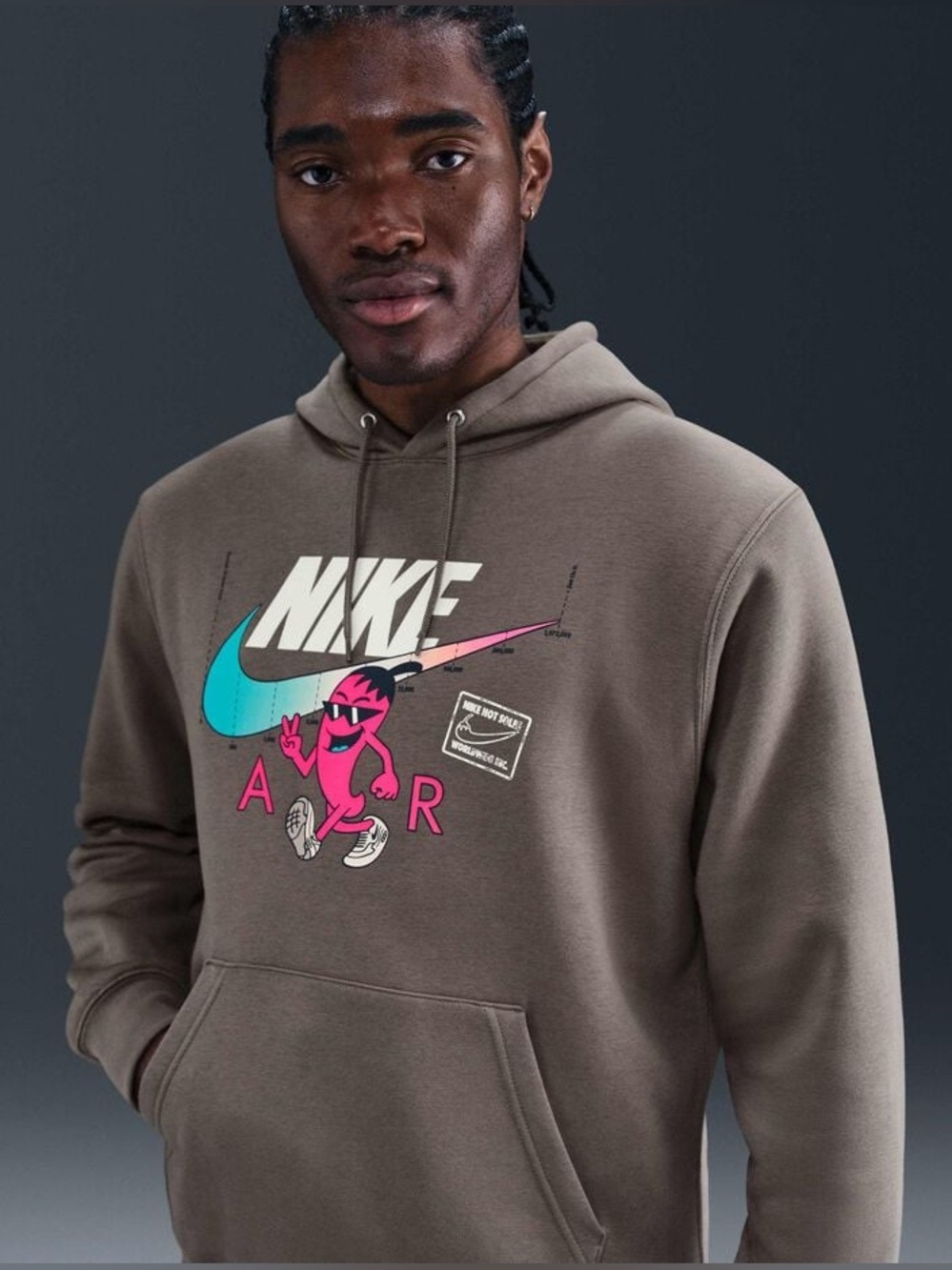Nike Sportswear Club Fleece Hoodie in Cave Stone, Size Large